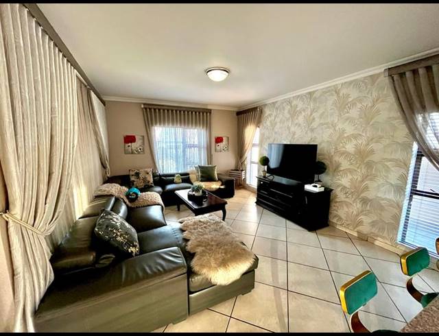 5 BEDROOM HOUSE FOR SALE IN MONTANA TUINE